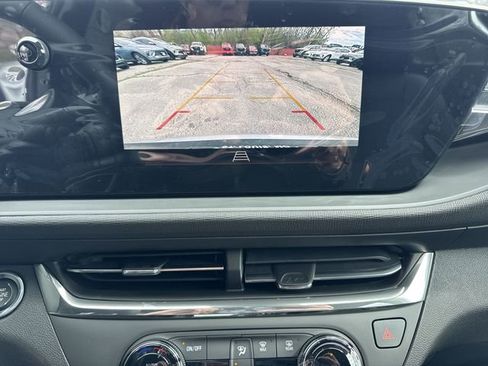 New 2026 Buick Envista Preferred image 17