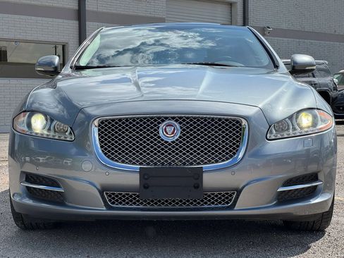 Used 2015 Jaguar XJ L Portfolio RWD image 10