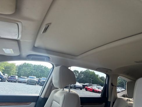 Used 2019 Honda CR-V EX image 4