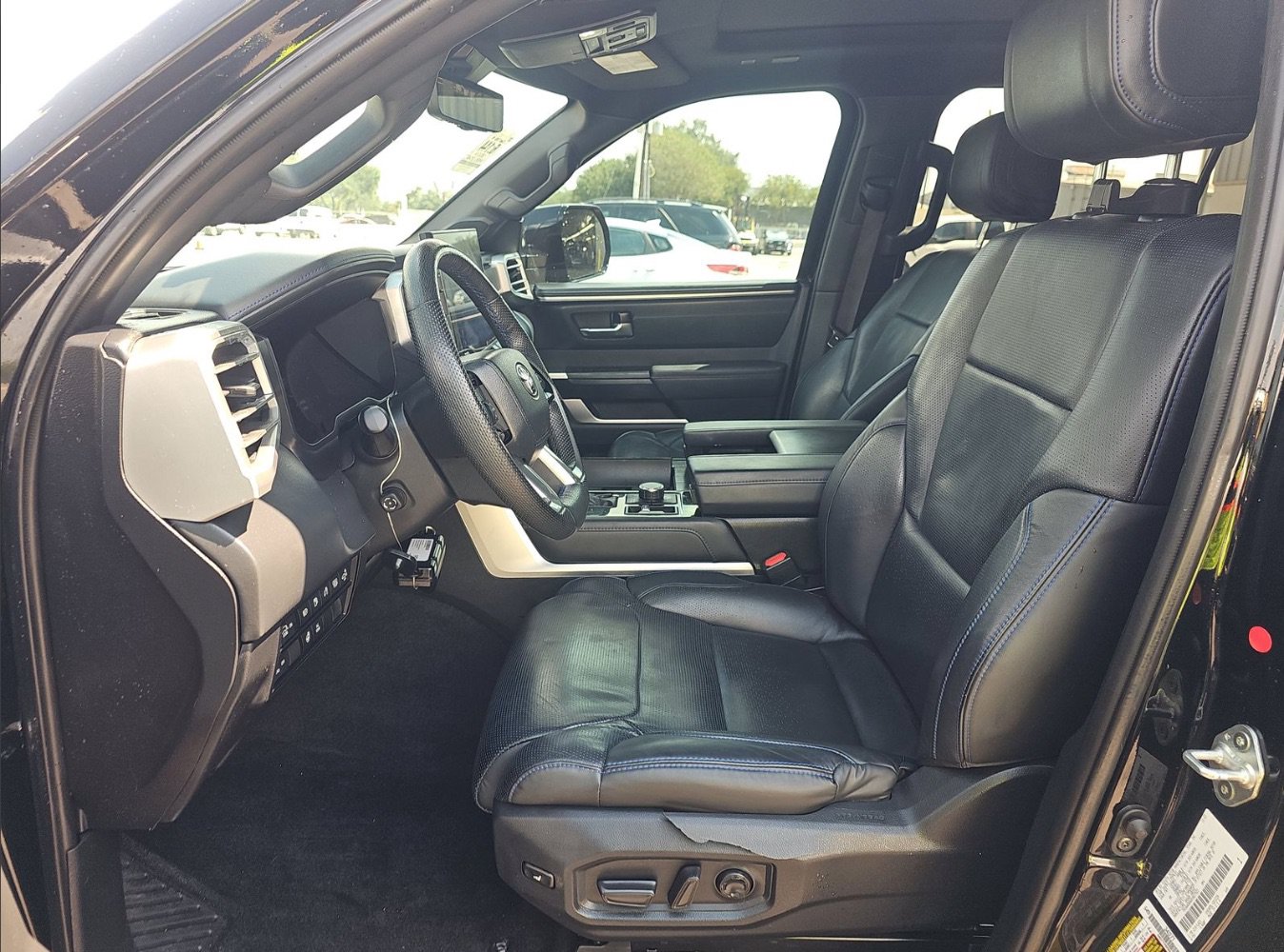 Used 2024 Toyota Sequoia Platinum AWD/4WD image 7