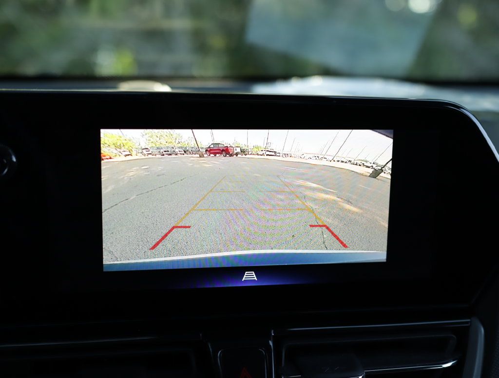 Used 2025 Chevrolet TrailBlazer LT w/ Convenience Package FWD image 14