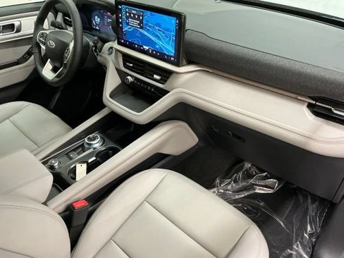New 2026 Ford Explorer Active w/ Active Comfort Package AWD/4WD image 20