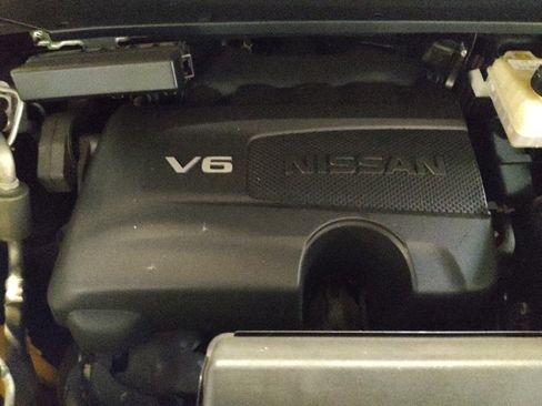 Used 2017 Nissan Pathfinder S image 30