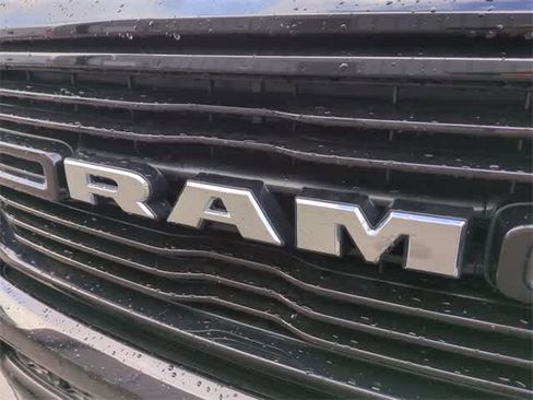 Used 2022 RAM 1500 Laramie w/ Sport Appearance Package image 12
