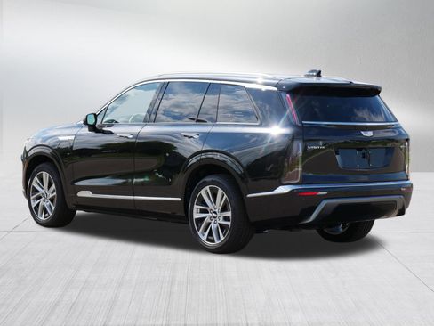 New 2026 Cadillac Vistiq Luxury w/ LPO, Floor Liner Package image 4