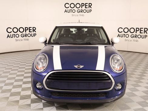 Used 2017 MINI Cooper 4-Door Hardtop FWD image 8