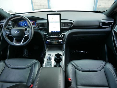 Certified 2023 Ford Explorer ST w/ Technology Package AWD/4WD image 10