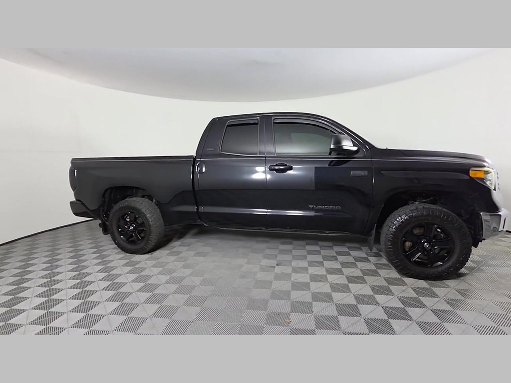 Used 2020 Toyota Tundra SR5 w/ SR5 Upgrade Package RWD image 36
