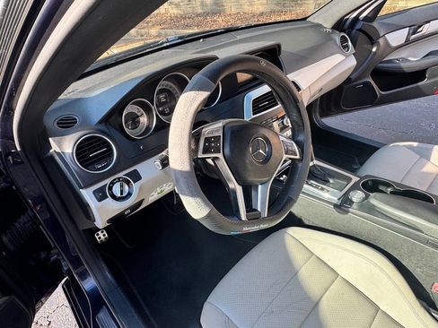 Used 2015 Mercedes-Benz C 250 Coupe image 21