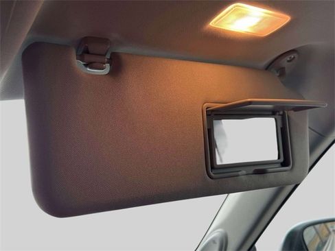 Certified 2025 Toyota Highlander Limited image 35