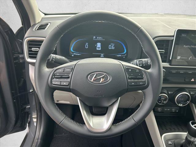 Used 2026 Hyundai Venue SEL FWD image 12