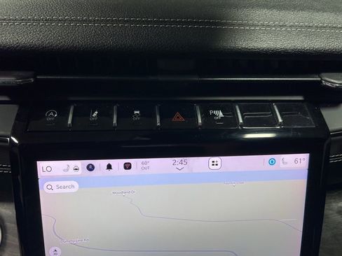 Used 2024 Jeep Grand Cherokee L Limited w/ Luxury Tech Group II image 37