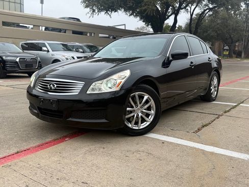 Used 2009 INFINITI G37 Journey w/ Premium Pkg image 2