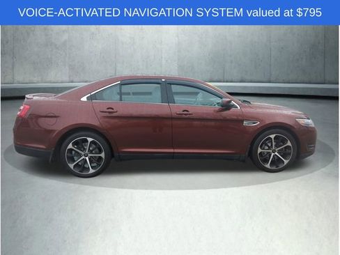 Used 2015 Ford Taurus SEL w/ Equipment Group 201A AWD/4WD image 8