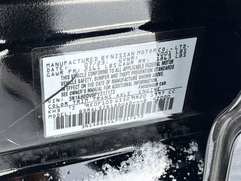 Used 2023 Nissan Sentra SR w/ SR Premium Package image 30