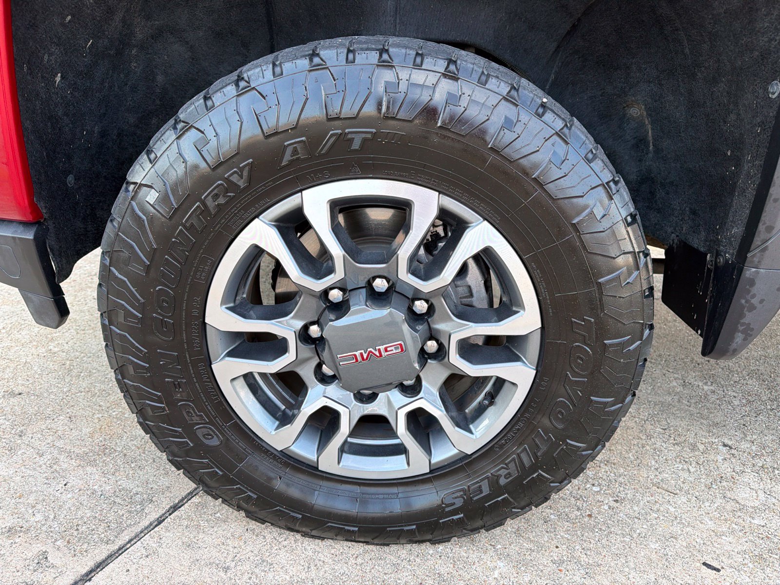 Used 2022 GMC Sierra 2500 AT4 w/ AT4 Preferred Package AWD/4WD image 7