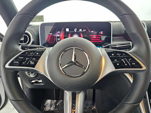 Used 2025 Mercedes-Benz C 300 Sedan image 22