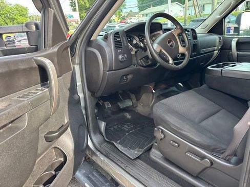 Used 2012 GMC Sierra 2500 SLE w/ SLE Preferred Package AWD/4WD image 13