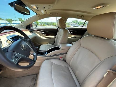 Used 2010 Buick LaCrosse CXL w/ Luxury Package FWD image 18