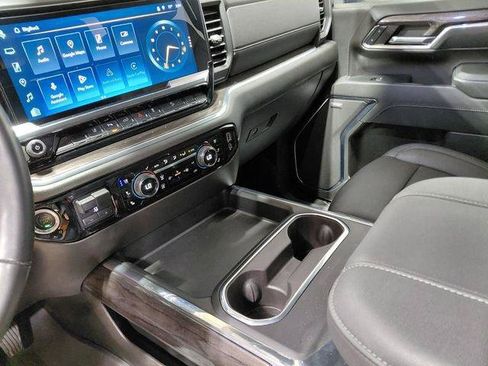 Used 2024 Chevrolet Silverado 2500 LTZ w/ LTZ Convenience Package AWD/4WD image 40