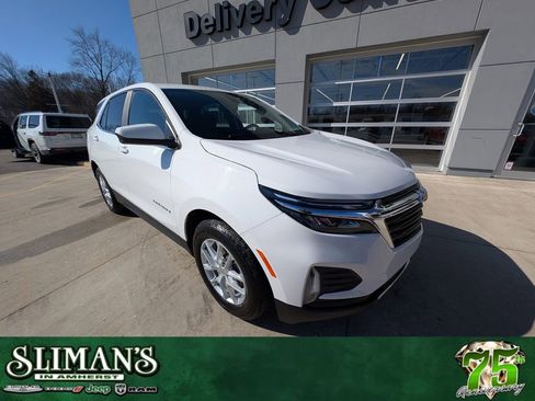 Used 2024 Chevrolet Equinox LT image 1