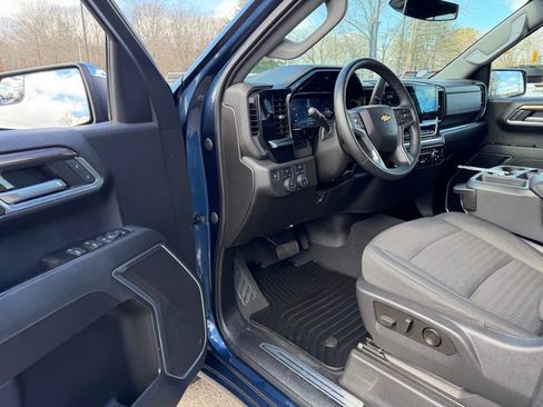 Certified 2023 Chevrolet Silverado 1500 LT AWD/4WD image 20