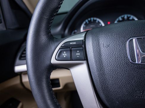 Used 2011 Honda Accord SE image 21