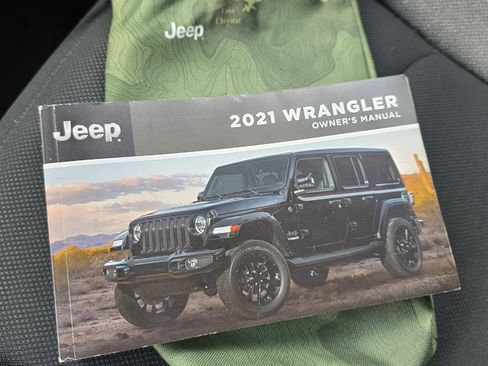 Used 2021 Jeep Wrangler Unlimited Sport AWD/4WD image 30