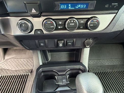 Used 2021 Toyota Tacoma SR5 image 12