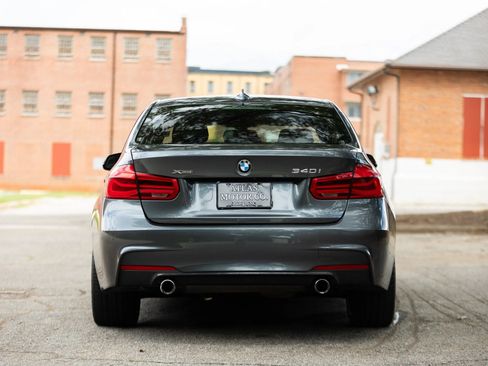 Used 2016 BMW 340i xDrive Sedan AWD/4WD image 10