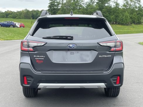 Used 2022 Subaru Outback Limited w/ Popular Package #2 AWD/4WD image 4