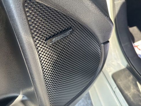 Used 2016 Nissan 370Z Touring image 11