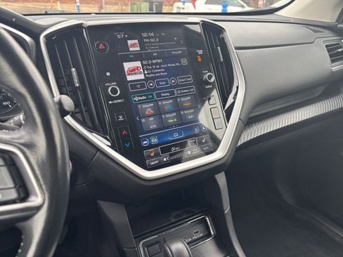 Used 2024 Subaru Ascent Premium w/ Convenience Package image 17