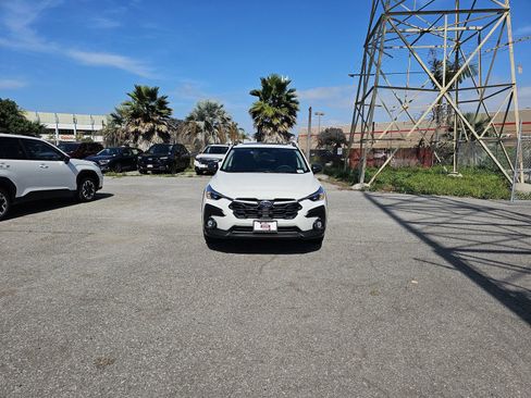 Certified 2025 Subaru Crosstrek 2.0i Premium image 2