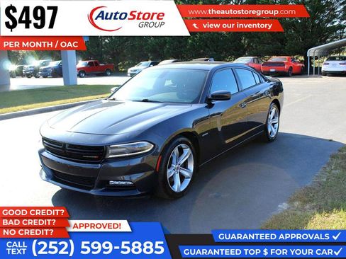 Used 2018 Dodge Charger R/T image 2