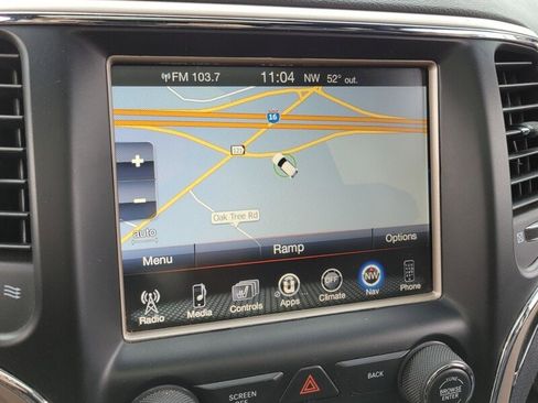 Used 2017 Jeep Grand Cherokee Limited w/ Luxury Group II image 21