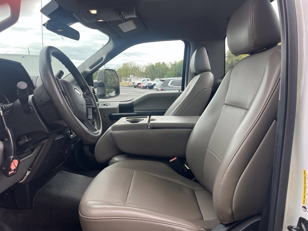 Used 2020 Ford F250 XL w/ Power Equipment Group AWD/4WD image 9