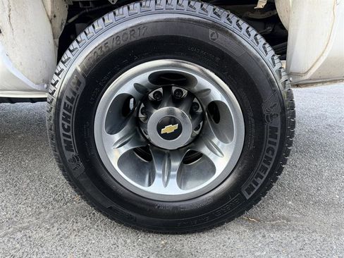 Used 2016 Chevrolet Silverado 3500 LTZ AWD/4WD image 9