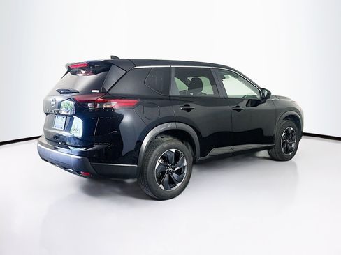 Used 2025 Nissan Rogue SV AWD/4WD image 9