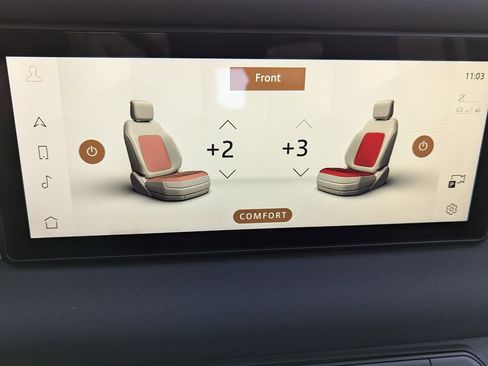 Used 2023 Land Rover Defender 110 image 22