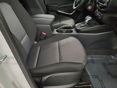 Used 2024 Kia Soul LX w/ Option Group 015 image 19