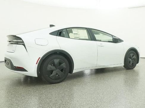 New 2026 Toyota Prius SE image 25