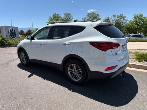Used 2018 Hyundai Santa Fe Sport FWD image 4