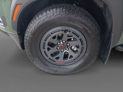 Used 2026 Nissan Frontier Pro-X w/ Pro-X Convenience Package RWD image 15