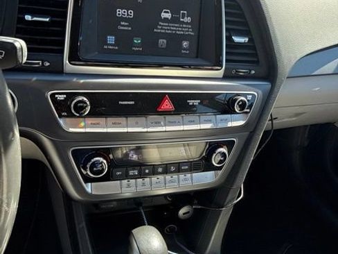 Used 2019 Hyundai Sonata SE FWD image 5