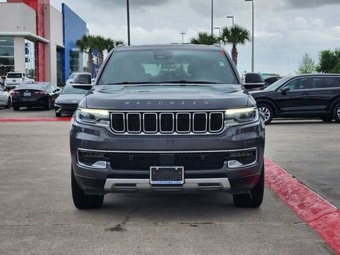 Used 2024 Jeep Wagoneer Series II w/ Flexible Seating Group image 2