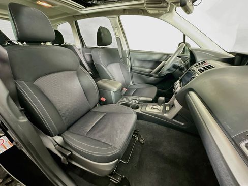 Used 2018 Subaru Forester 2.5i Premium AWD/4WD image 30