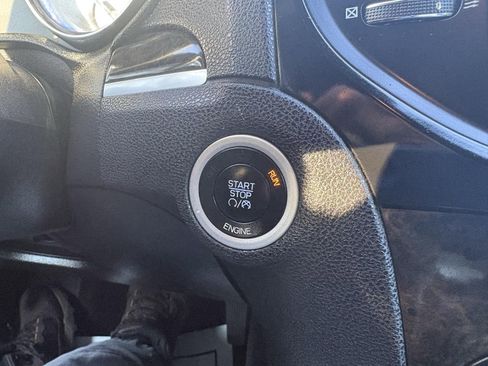 Used 2014 Chrysler 300 Uptown Edition w/ Quick Order Package 22M image 34