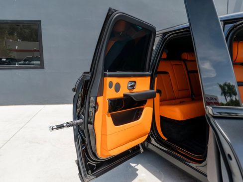 Used 2021 Rolls-Royce Cullinan AWD/4WD image 56