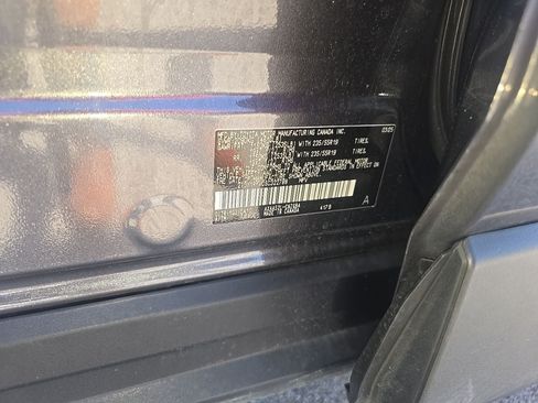 Used 2025 Toyota RAV4 Limited FWD image 21